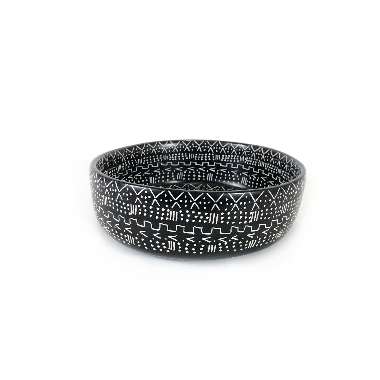 eith inch black decorative bowl