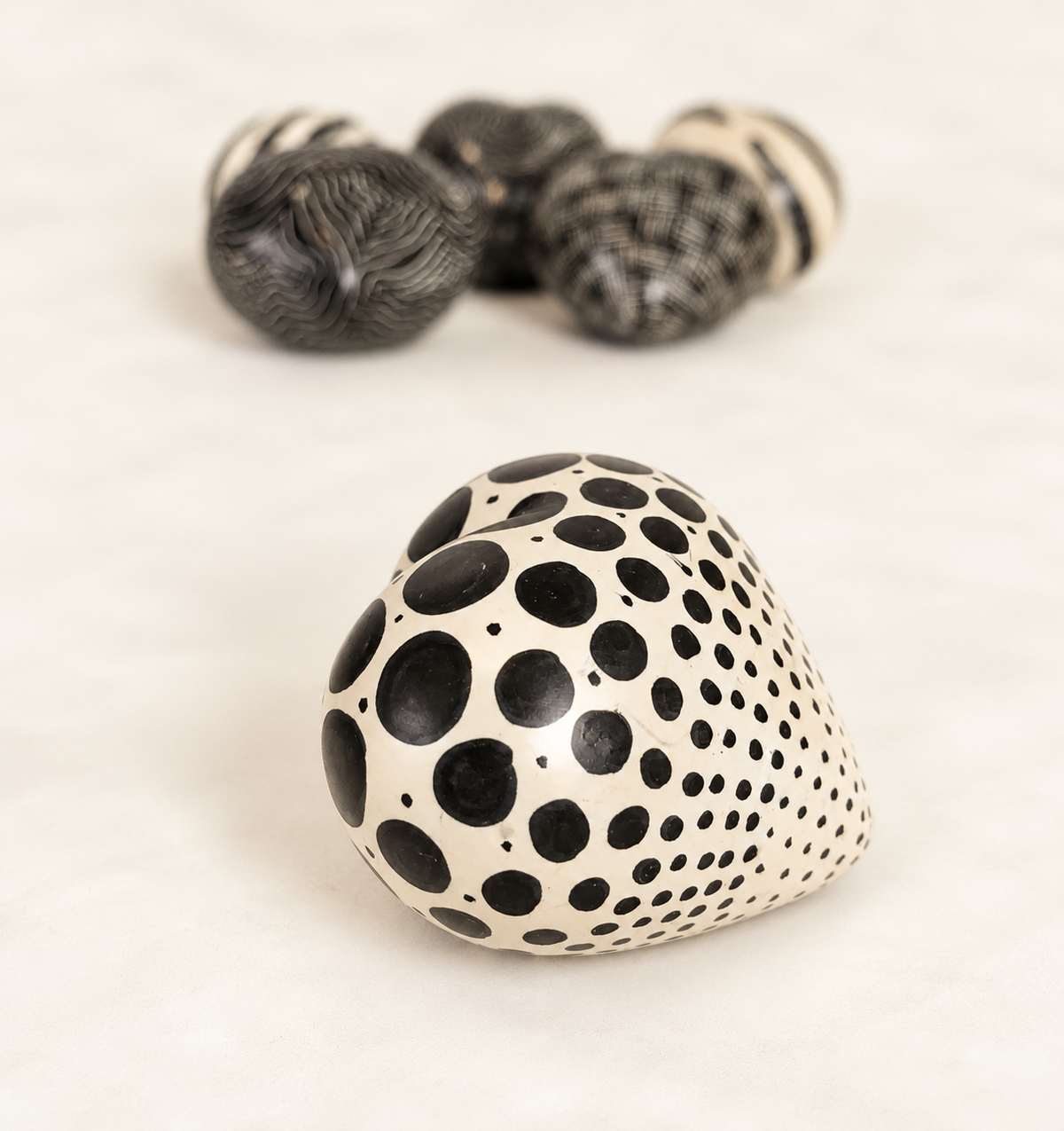 Black + White Graphic Stone Hearts - set of 5