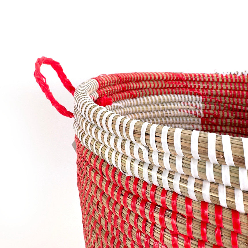 closeup of coiling technique of basket weaving from Senegal