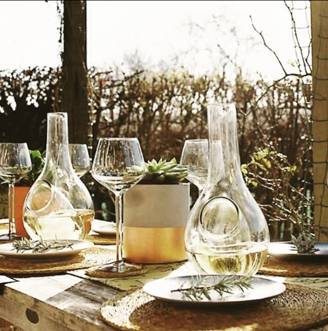 Vulindela glasses with Wine cooler decanter