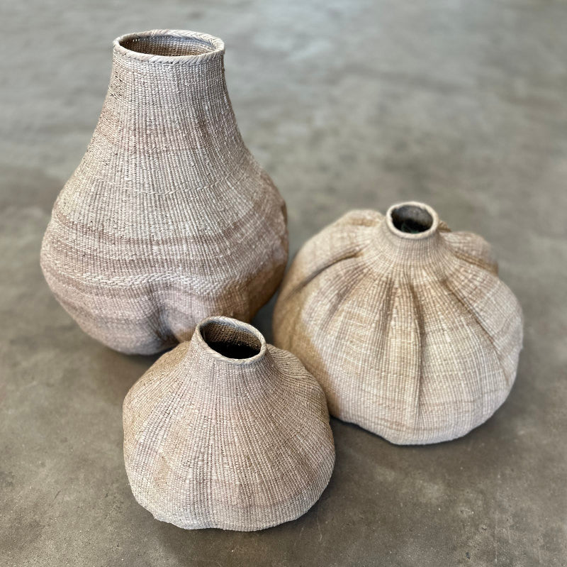 XXL, XL, and M garlic baskets