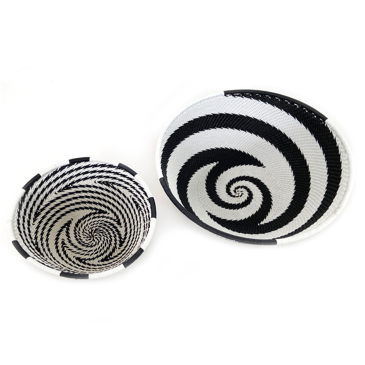 Zulu wire bowls in black and white