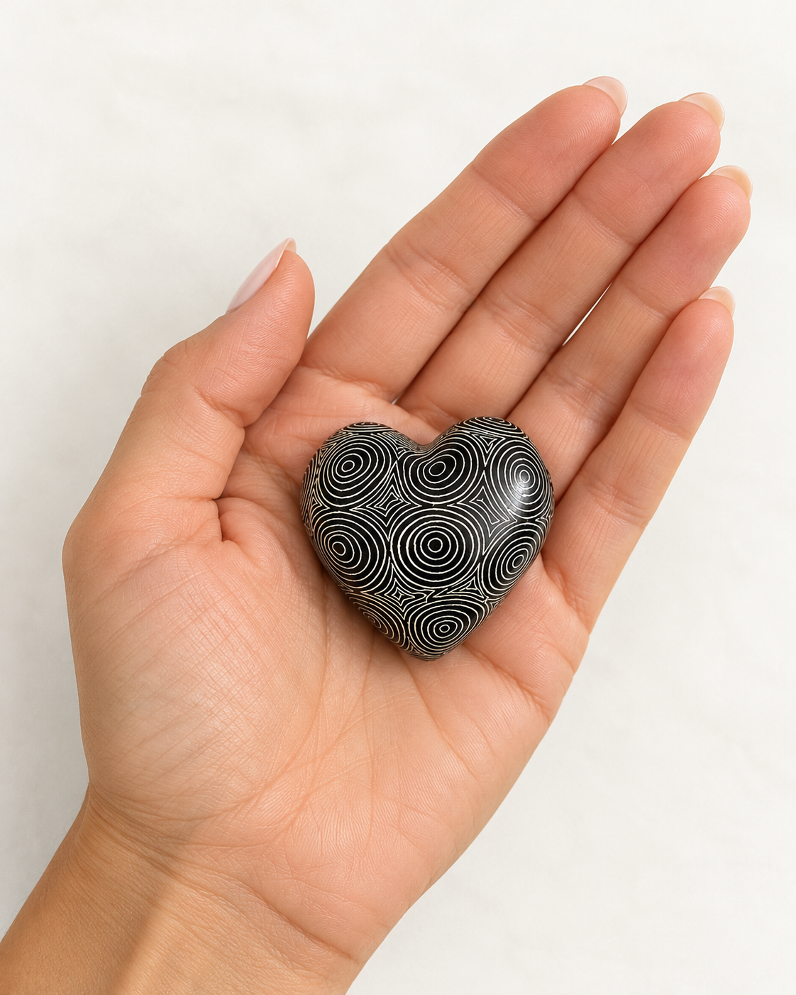 Black + White Graphic Stone Hearts - set of 5