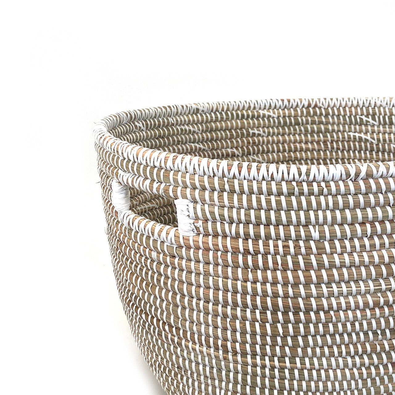 white oval basket detail
