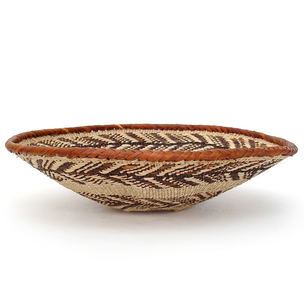 Tonga basket side view, depth
